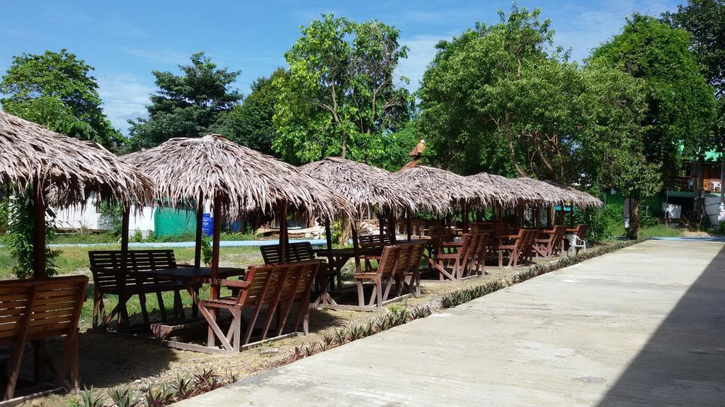 Lipe Village Exterior photo