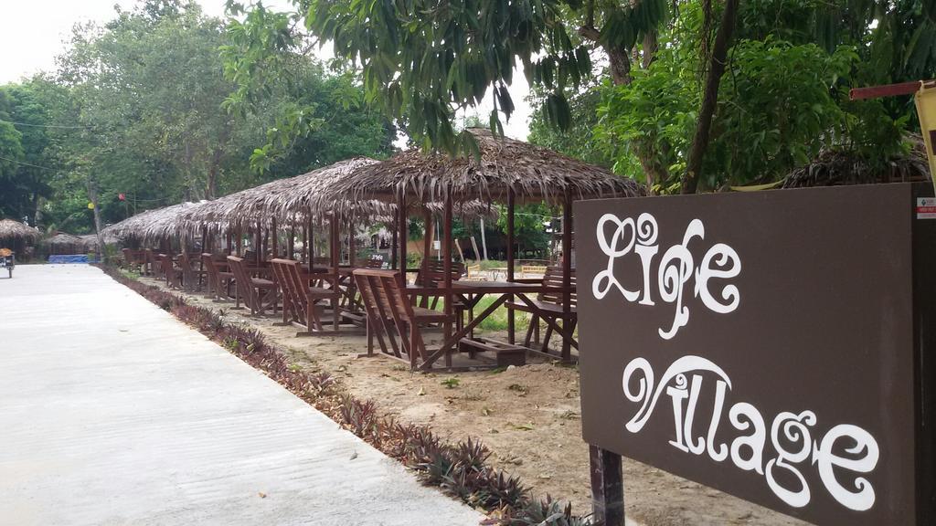 Lipe Village Exterior photo